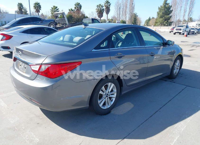 Photo 4 of 2012 Hyundai Sonata GLS (VIN 5NPEB4AC4CH412834)