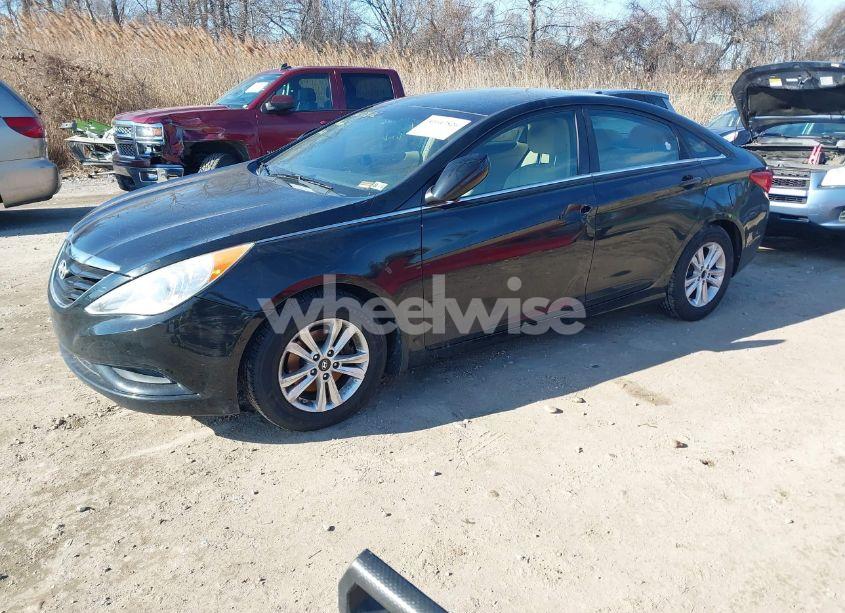 Photo 2 of 2012 Hyundai Sonata GLS (VIN 5NPEB4AC4CH469051)