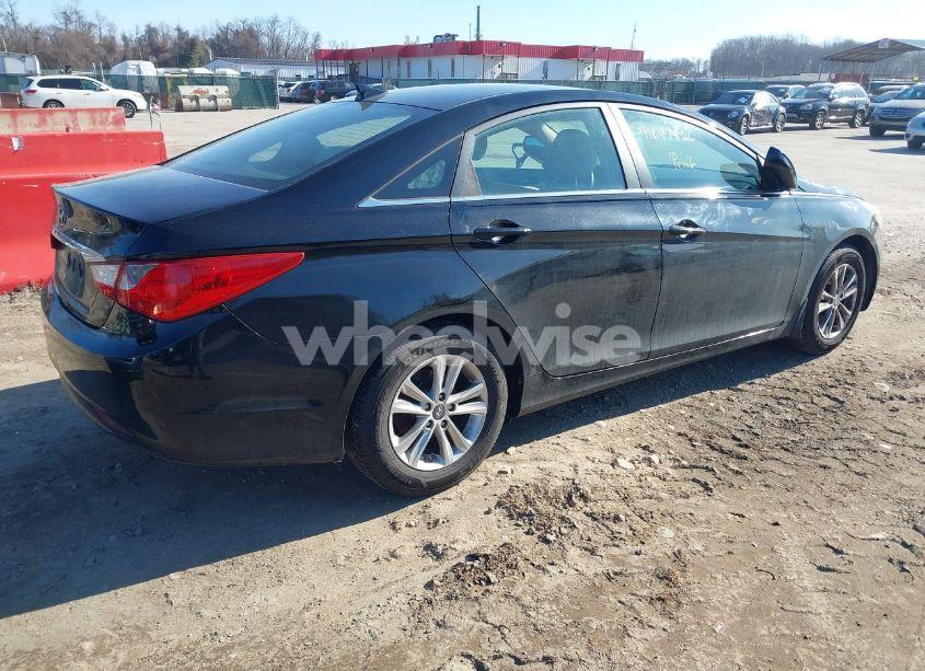 Photo 4 of 2012 Hyundai Sonata GLS (VIN 5NPEB4AC4CH469051)