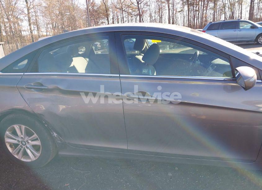 Photo 13 of 2012 Hyundai Sonata GLS (VIN 5NPEB4AC4CH478333)