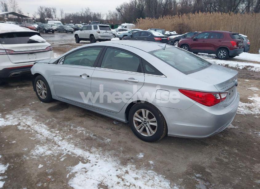 Photo 3 of 2012 Hyundai Sonata GLS (VIN 5NPEB4AC4CH494774)