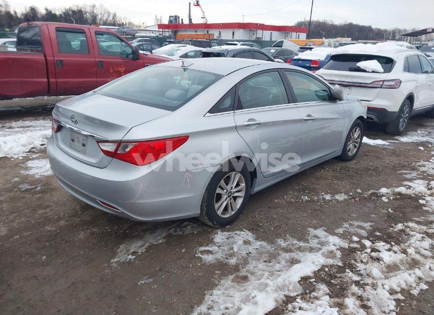 Photo 4 of 2012 Hyundai Sonata GLS (VIN 5NPEB4AC4CH494774)