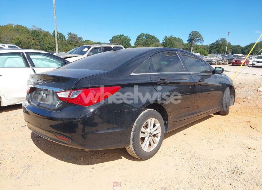 Photo 4 of 2012 Hyundai Sonata GLS (VIN 5NPEB4AC4CH495245)