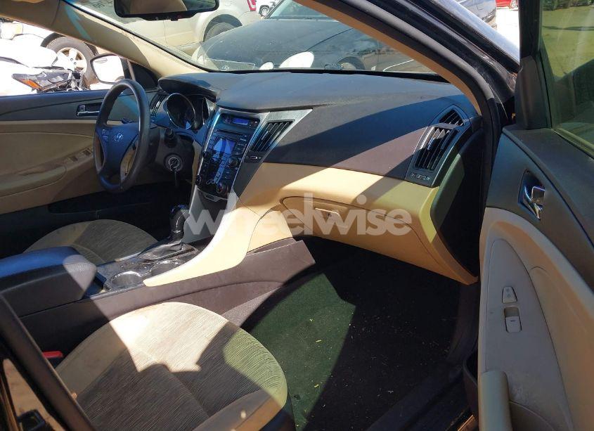 Photo 5 of 2012 Hyundai Sonata GLS (VIN 5NPEB4AC4CH495245)