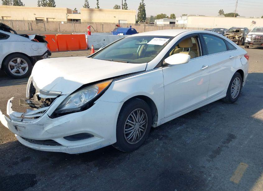 Photo 2 of 2013 Hyundai Sonata GLS (VIN 5NPEB4AC4DH514734)