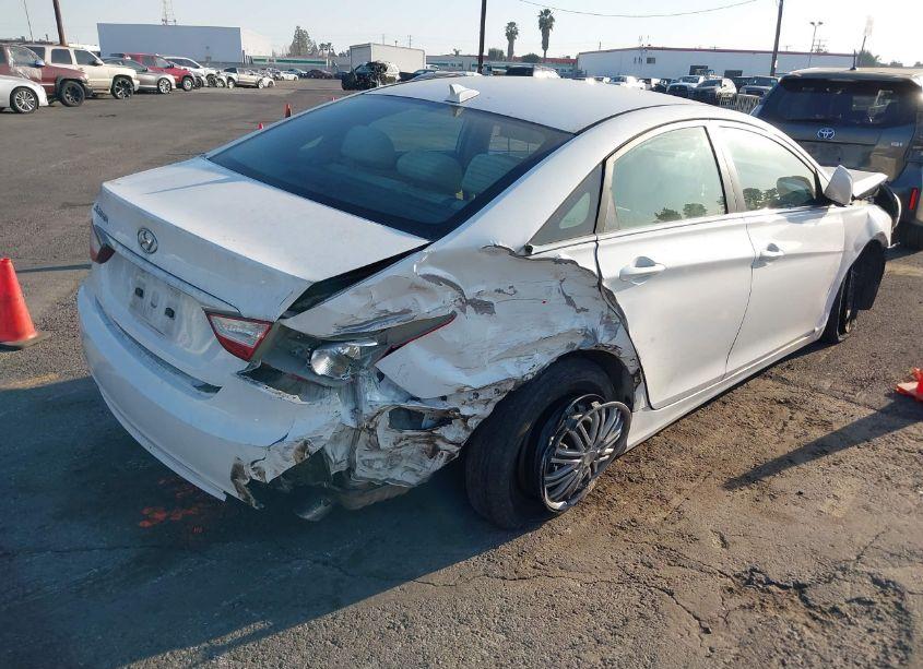 Photo 4 of 2013 Hyundai Sonata GLS (VIN 5NPEB4AC4DH514734)