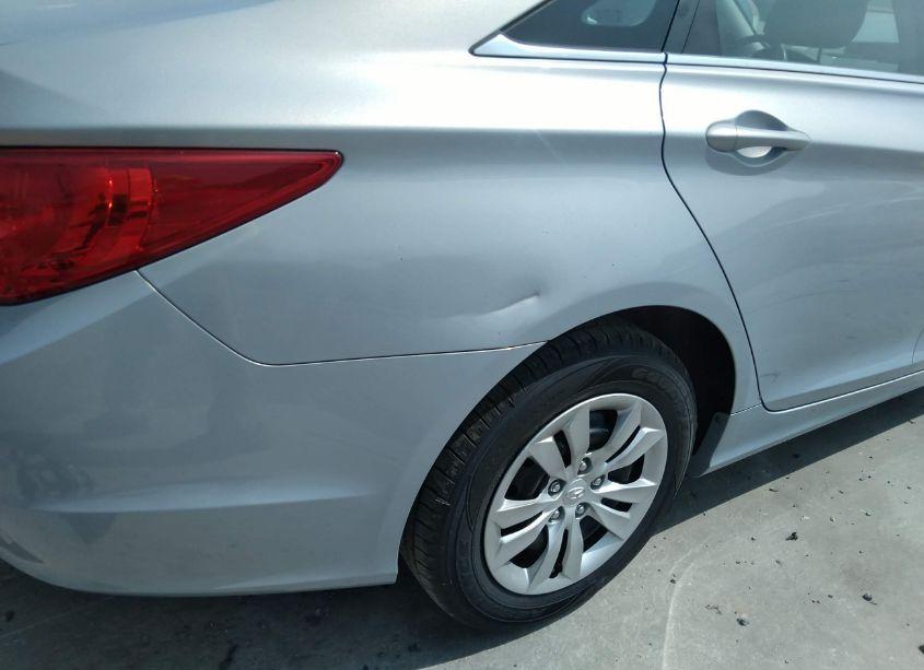 Photo 15 of 2013 Hyundai Sonata GLS (VIN 5NPEB4AC4DH547006)