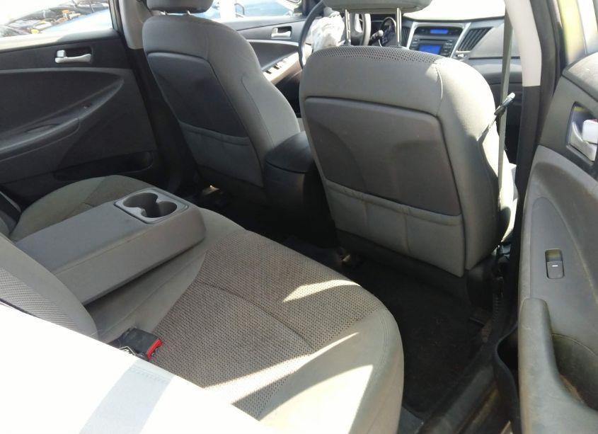 Photo 8 of 2013 Hyundai Sonata GLS (VIN 5NPEB4AC4DH547006)