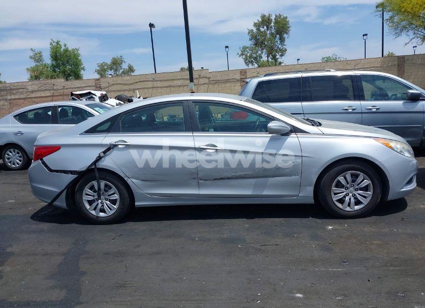 Photo 6 of 2013 Hyundai Sonata GLS (VIN 5NPEB4AC4DH548186)
