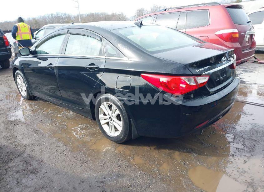 Photo 3 of 2013 Hyundai Sonata GLS (VIN 5NPEB4AC4DH560368)