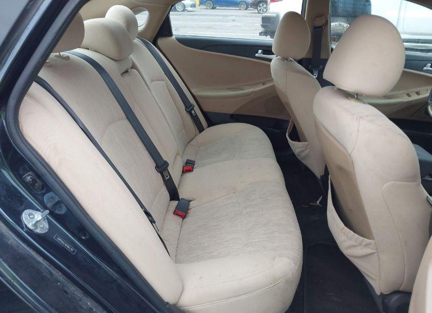 Photo 8 of 2013 Hyundai Sonata GLS (VIN 5NPEB4AC4DH565795)