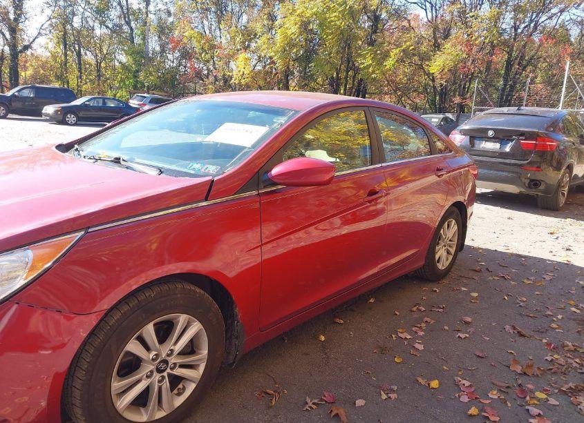 Photo 12 of 2013 Hyundai Sonata GLS (VIN 5NPEB4AC4DH570379)