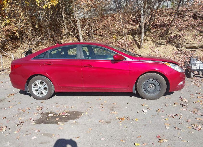 Photo 14 of 2013 Hyundai Sonata GLS (VIN 5NPEB4AC4DH570379)