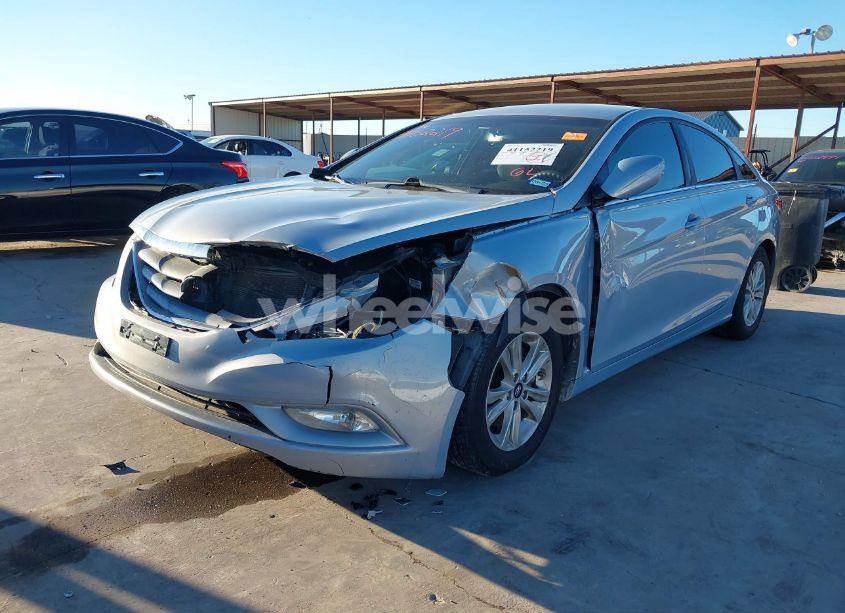 Photo 2 of 2013 Hyundai Sonata GLS (VIN 5NPEB4AC4DH605731)