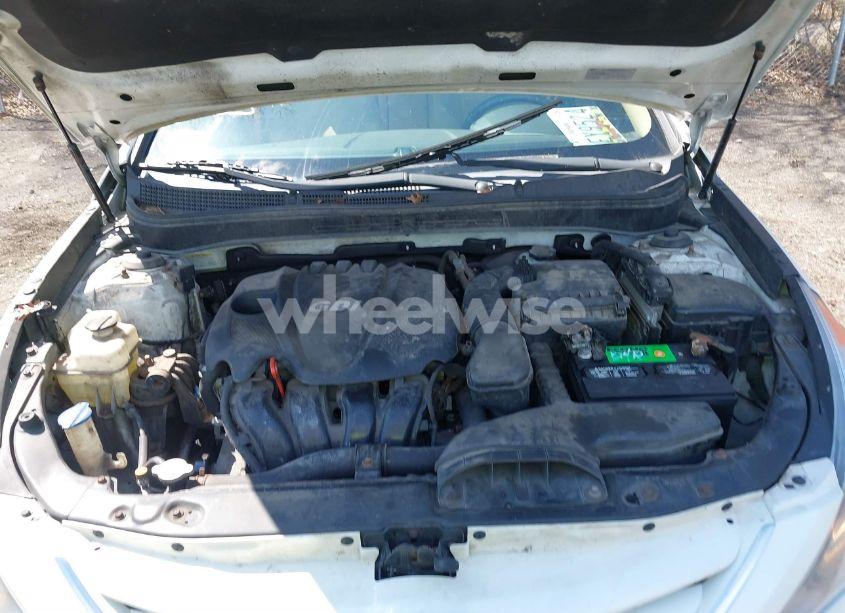Photo 10 of 2013 Hyundai Sonata GLS (VIN 5NPEB4AC4DH608404)