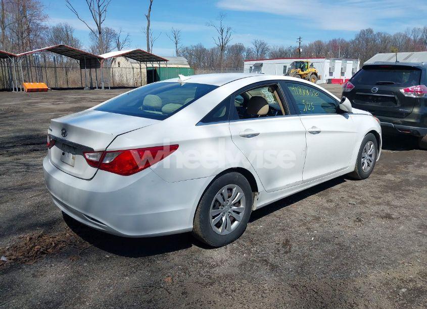 Photo 4 of 2013 Hyundai Sonata GLS (VIN 5NPEB4AC4DH608404)