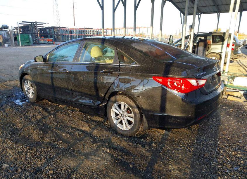 Photo 3 of 2013 Hyundai Sonata GLS (VIN 5NPEB4AC4DH611500)