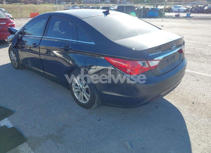 Photo 3 of 2013 Hyundai Sonata GLS (VIN 5NPEB4AC4DH614493)
