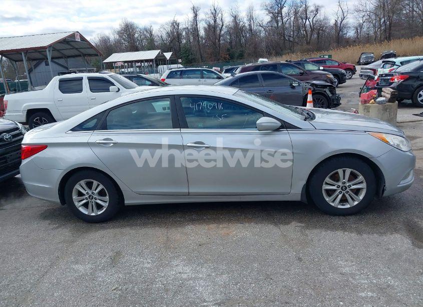 Photo 13 of 2013 Hyundai Sonata GLS (VIN 5NPEB4AC4DH630192)