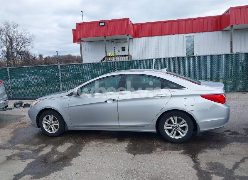 Photo 14 of 2013 Hyundai Sonata GLS (VIN 5NPEB4AC4DH630192)