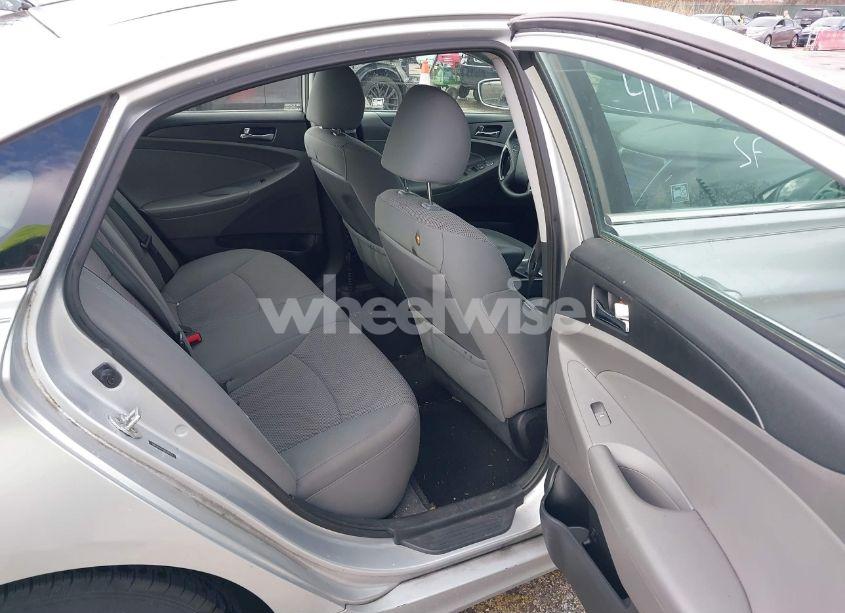 Photo 8 of 2013 Hyundai Sonata GLS (VIN 5NPEB4AC4DH630192)