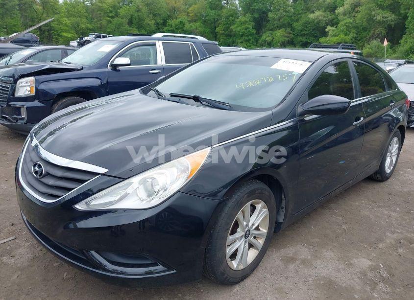 Photo 2 of 2013 Hyundai Sonata GLS (VIN 5NPEB4AC4DH635750)