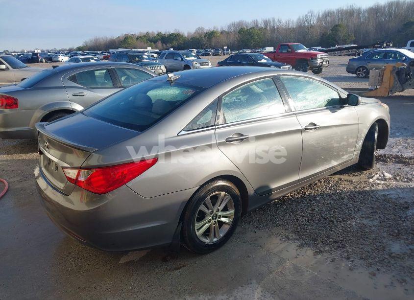 Photo 4 of 2013 Hyundai Sonata GLS (VIN 5NPEB4AC4DH641080)