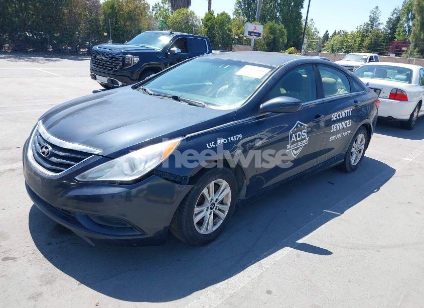 Photo 2 of 2013 Hyundai Sonata GLS (VIN 5NPEB4AC4DH641130)