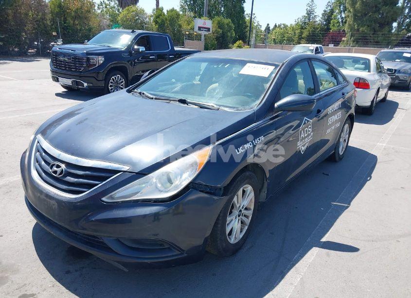 Photo 6 of 2013 Hyundai Sonata GLS (VIN 5NPEB4AC4DH641130)