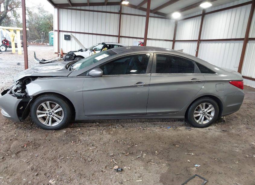 Photo 14 of 2013 Hyundai Sonata GLS (VIN 5NPEB4AC4DH653259)