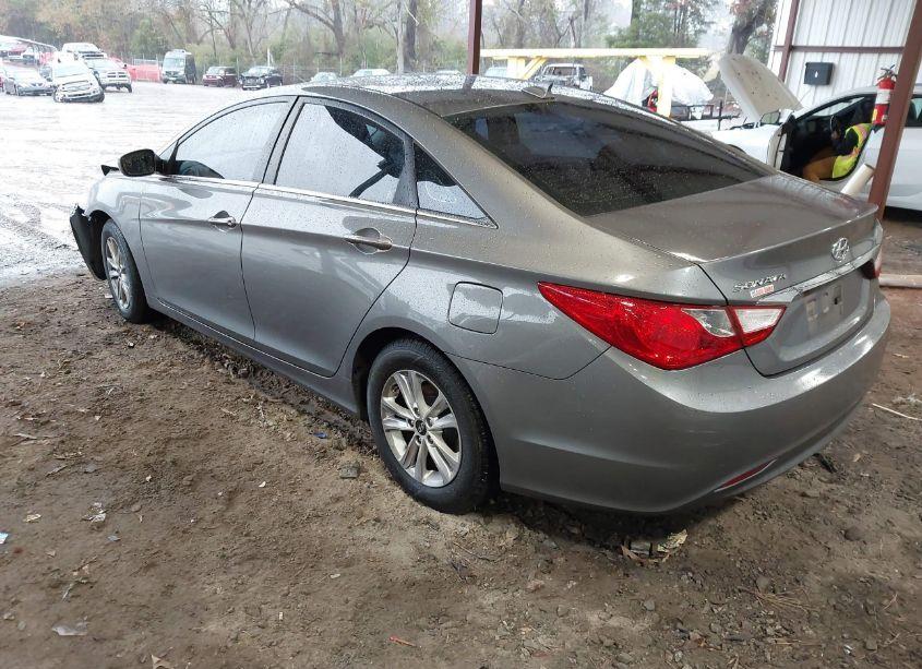 Photo 3 of 2013 Hyundai Sonata GLS (VIN 5NPEB4AC4DH653259)