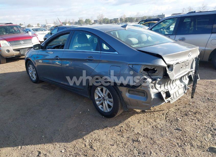 Photo 3 of 2013 Hyundai Sonata GLS (VIN 5NPEB4AC4DH655870)