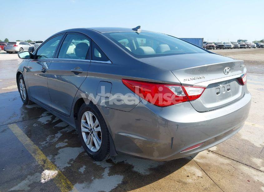 Photo 3 of 2013 Hyundai Sonata GLS (VIN 5NPEB4AC4DH694586)