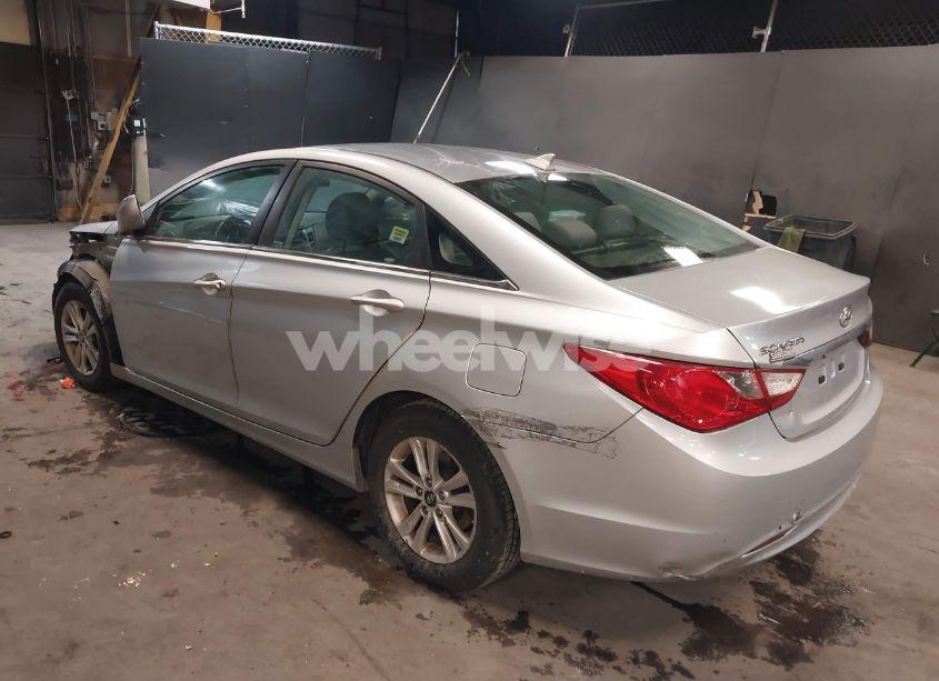Photo 3 of 2013 Hyundai Sonata GLS (VIN 5NPEB4AC4DH700256)