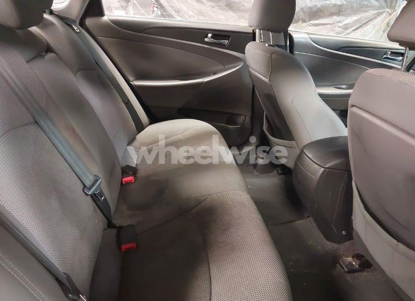 Photo 8 of 2013 Hyundai Sonata GLS (VIN 5NPEB4AC4DH700256)