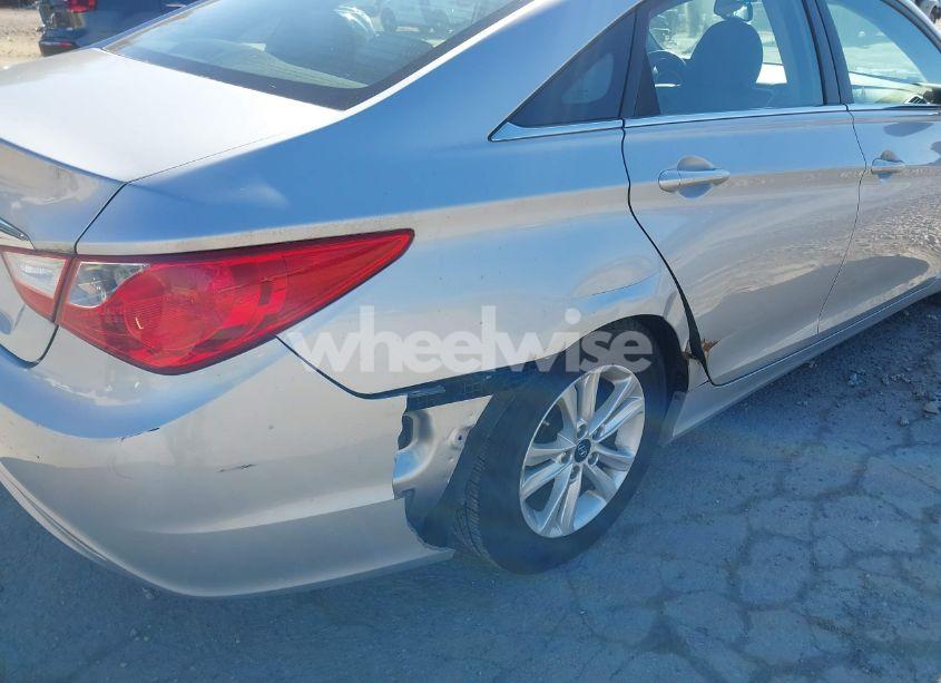 Photo 12 of 2013 Hyundai Sonata GLS (VIN 5NPEB4AC4DH710852)