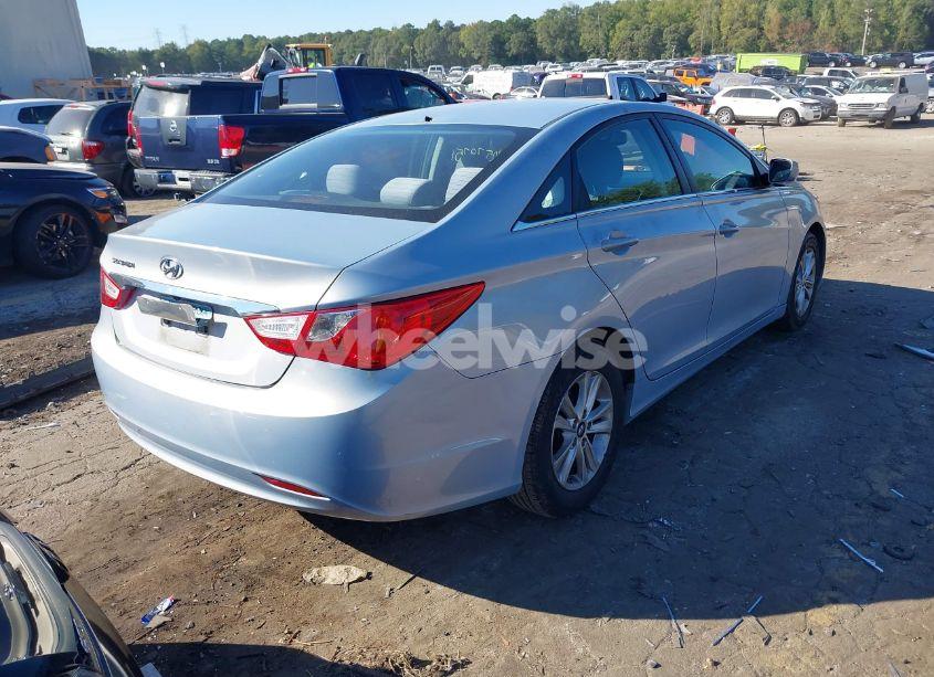 Photo 4 of 2013 Hyundai Sonata GLS (VIN 5NPEB4AC4DH736156)