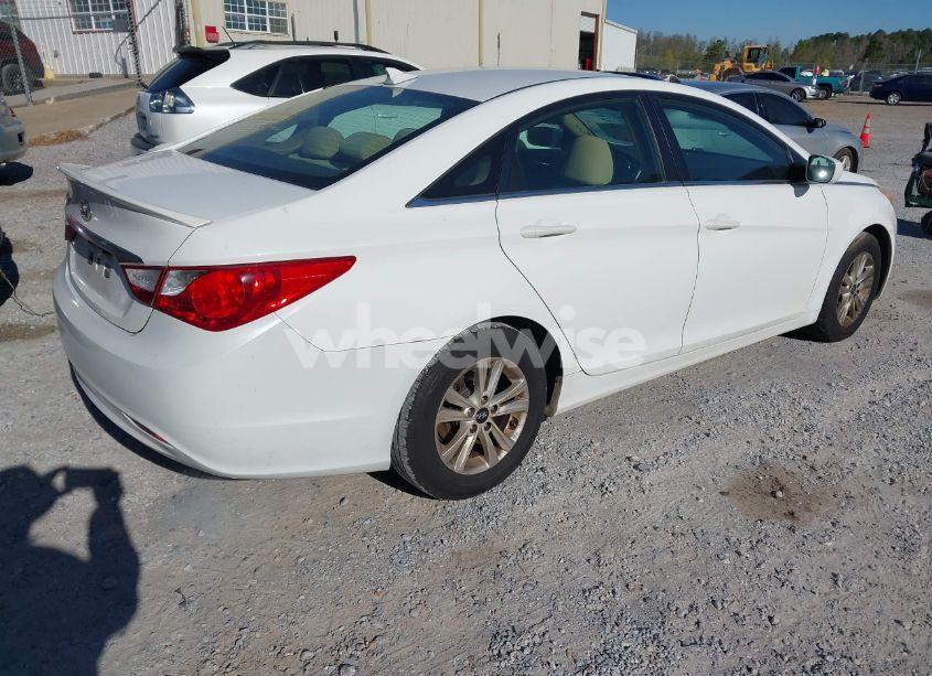 Photo 4 of 2013 Hyundai Sonata GLS (VIN 5NPEB4AC4DH738957)