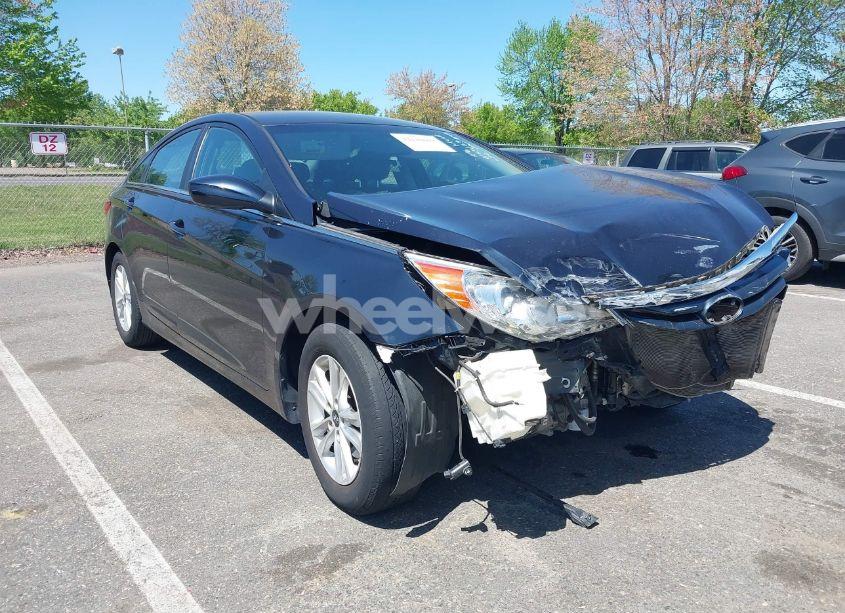 2013 Hyundai Sonata GLS (VIN 5NPEB4AC4DH748145) main photo