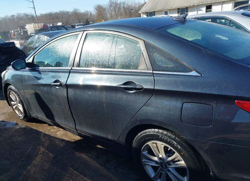 Photo 14 of 2013 Hyundai Sonata GLS (VIN 5NPEB4AC4DH752065)