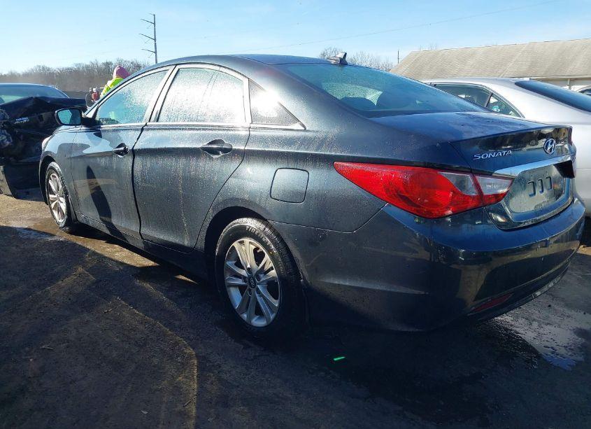 Photo 3 of 2013 Hyundai Sonata GLS (VIN 5NPEB4AC4DH752065)