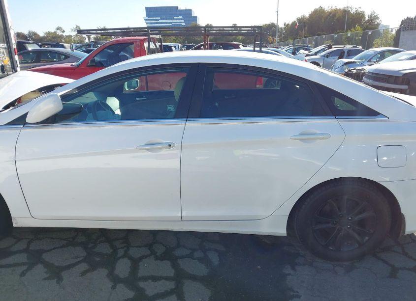 Photo 14 of 2013 Hyundai Sonata GLS (VIN 5NPEB4AC4DH772400)
