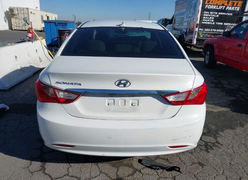 Photo 16 of 2013 Hyundai Sonata GLS (VIN 5NPEB4AC4DH772400)