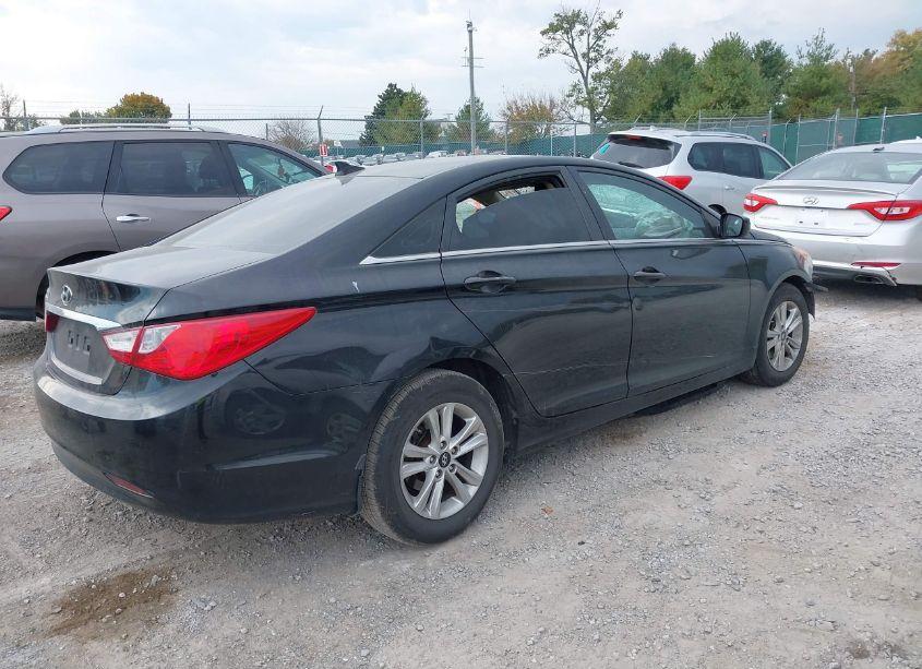 Photo 4 of 2013 Hyundai Sonata GLS (VIN 5NPEB4AC4DH811227)