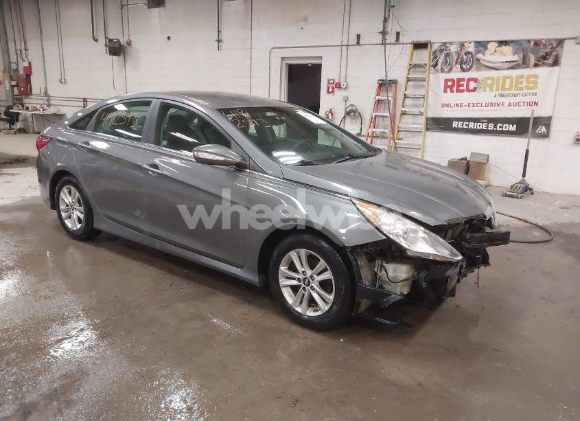 2014 Hyundai Sonata GLS (VIN 5NPEB4AC4EH830474) main photo