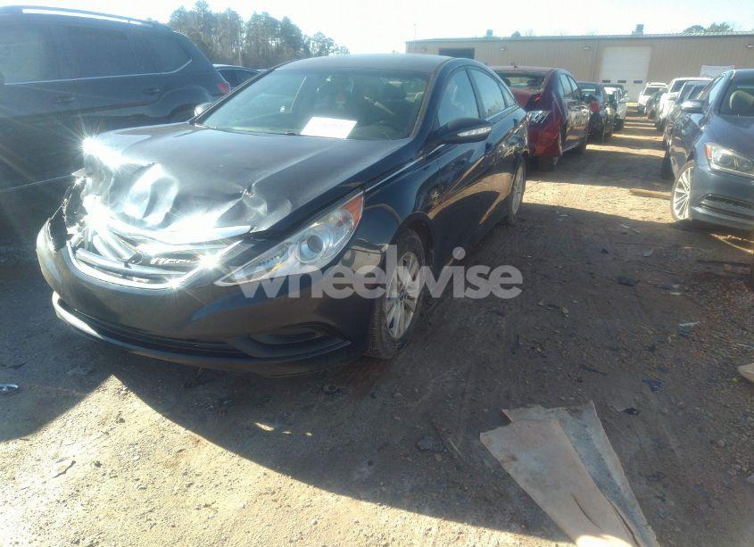 Photo 2 of 2014 Hyundai Sonata GLS (VIN 5NPEB4AC4EH831849)
