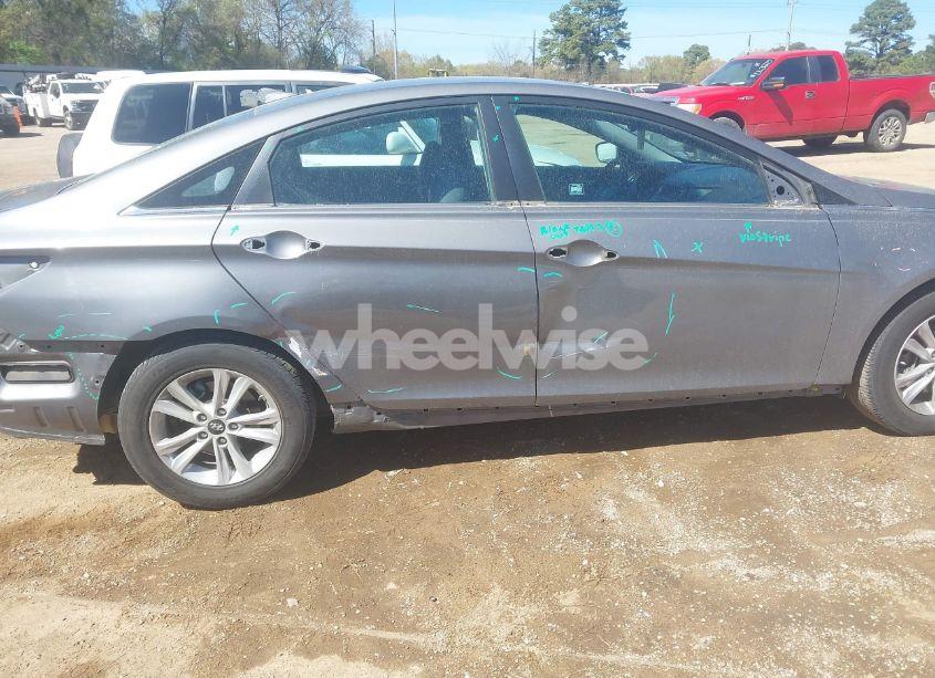 Photo 6 of 2014 Hyundai Sonata GLS (VIN 5NPEB4AC4EH870148)