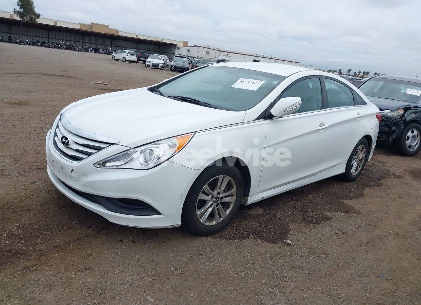 Photo 2 of 2014 Hyundai Sonata GLS (VIN 5NPEB4AC4EH924189)