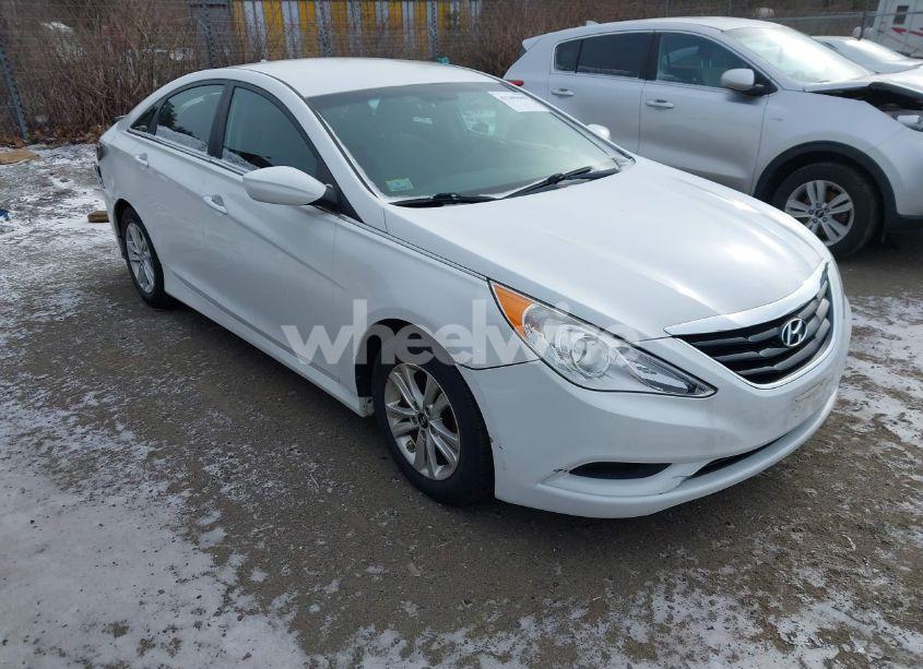 2014 Hyundai Sonata GLS (VIN 5NPEB4AC4EH940411) main photo