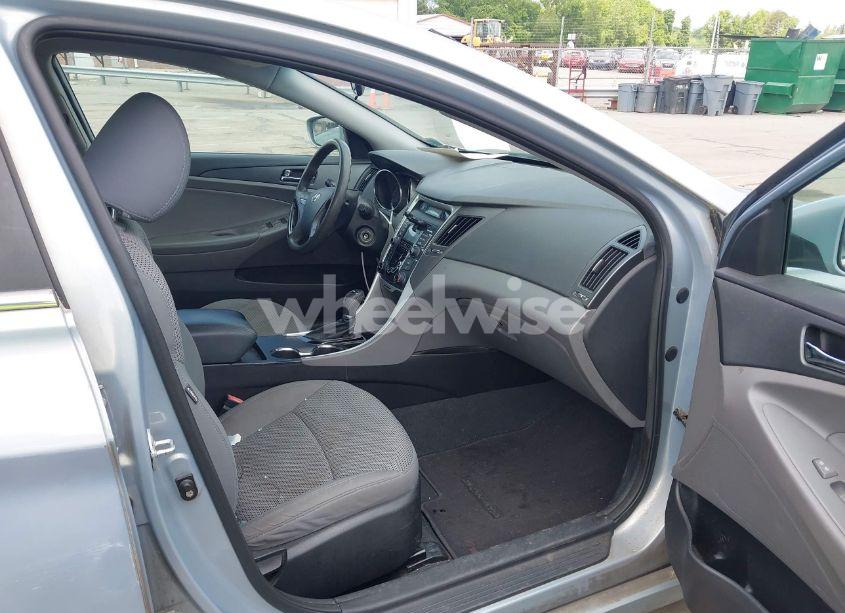 Photo 5 of 2011 Hyundai Sonata GLS (VIN 5NPEB4AC5BH025188)